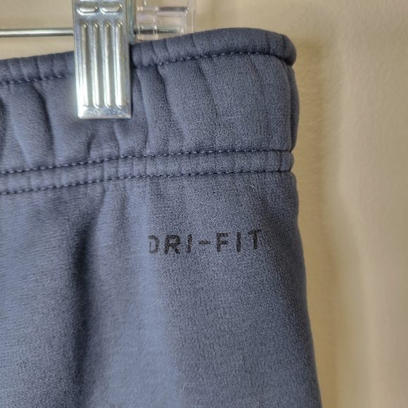 Nike Therma-Fit Fleece Pants - Picture 9 of 12